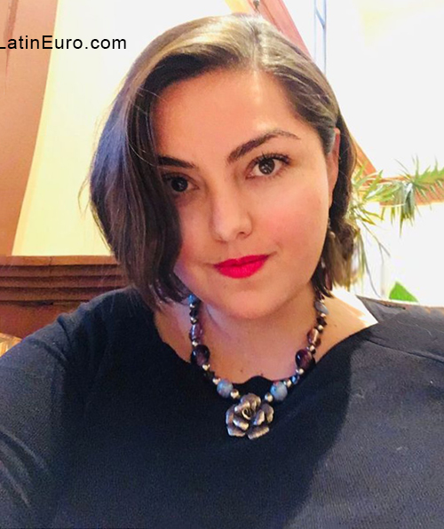 Date this tall Mexico girl Perla from Ciudad De México MX2488
