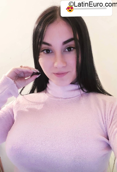 Date this sultry Ecuador girl Gabriela from Guayaquil VE4107