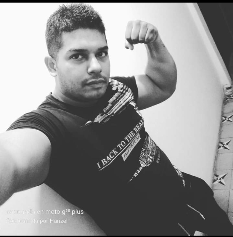 Date this hard body Colombia man Hanzel from Barranquilla CO31233