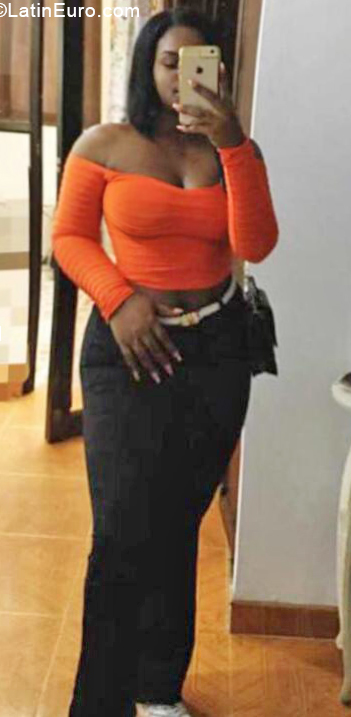 Date this hot Colombia girl Eliana from Pereira CO31466