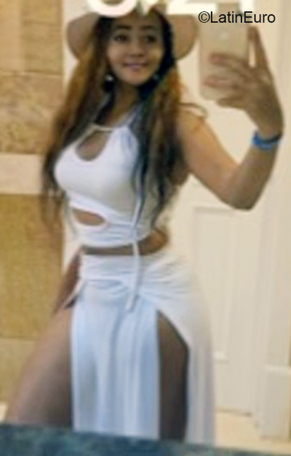 Date this attractive Dominican Republic girl Nercy from Santo Domingo DO40833