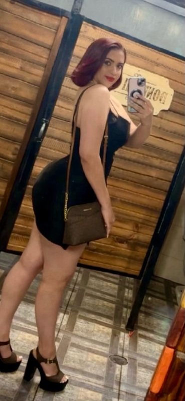 Date this attractive United States girl Fernanda from Newark US22365