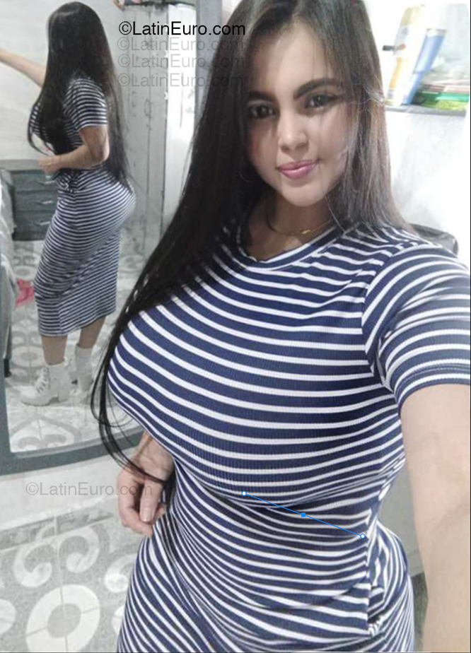 Date this athletic Venezuela girl Isamar from Zulia VE5297