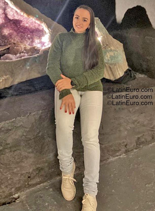 Date this gorgeous Brazil girl Mary from Manaus BR12365