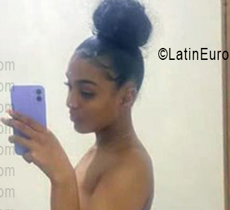 Date this tall Dominican Republic girl Lynn from Santo Domingo DO55853