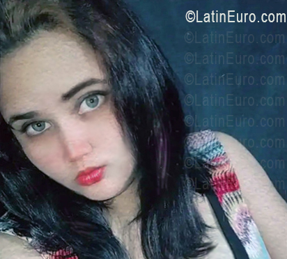 Date this pretty Venezuela girl Nazareth Hernandez from El Tigre VE5524