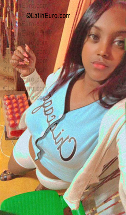 Date this funny Dominican Republic girl Yossy from La Vega DO56206