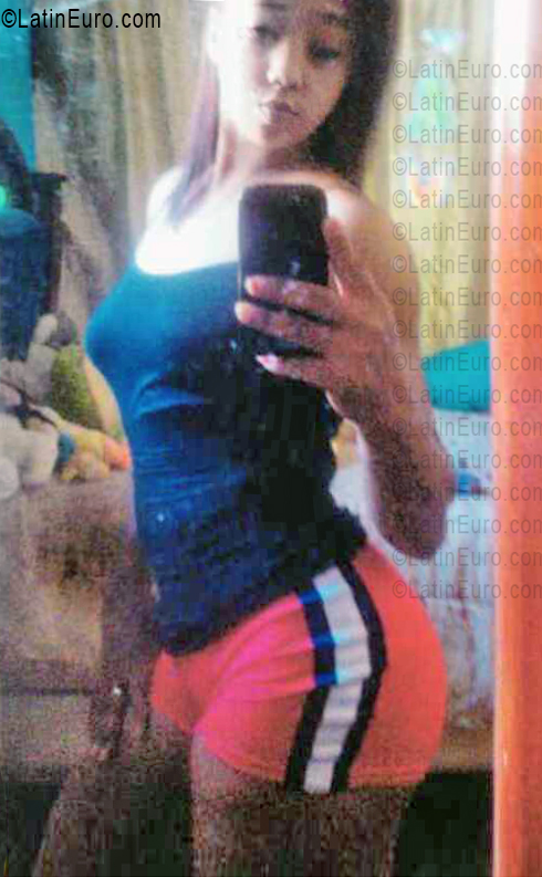 Date this good-looking Dominican Republic girl Lina from Valverde DO56248