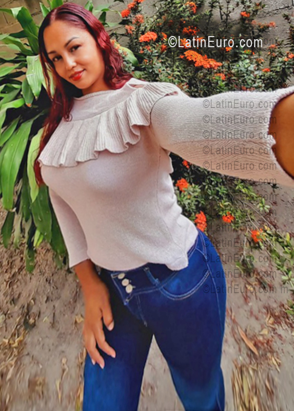 Date this stunning Venezuela girl Isabel from Caracas VE5624