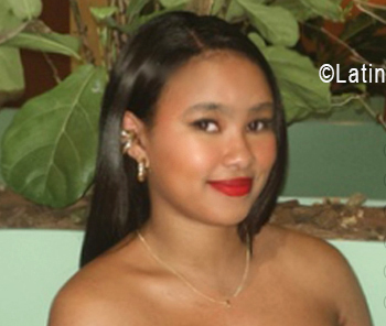 Date this tall Dominican Republic girl Yosli from Santiago De Los Caballeros DO56330