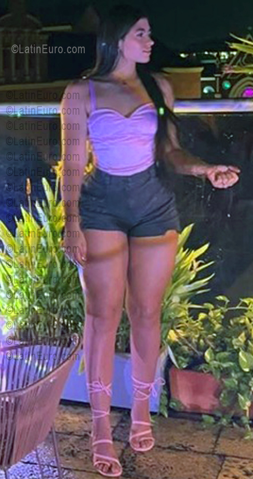 Date this young Colombia girl Chanel from Cartagena CO33719