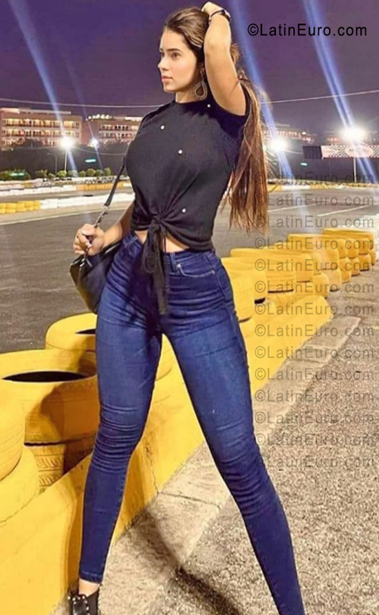 Date this cute Venezuela girl Migde from Caracas VE5715