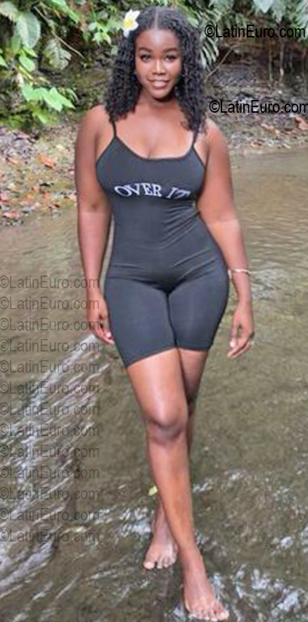 Date this tall Ecuador girl Narcisa from Esmeraldas EC1147