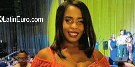 Date this charming Dominican Republic girl Lise from Santo Domingo DO56811