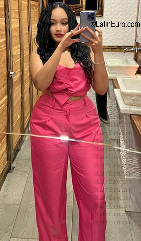 Date this charming Dominican Republic girl Rosa from Santiago DO56820