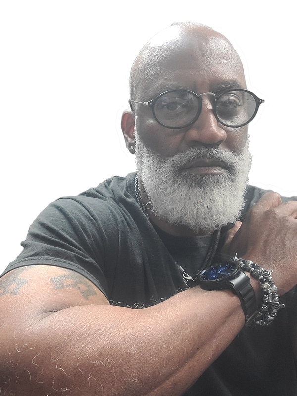 Date this voluptuous United States man Dude from Canton US25652