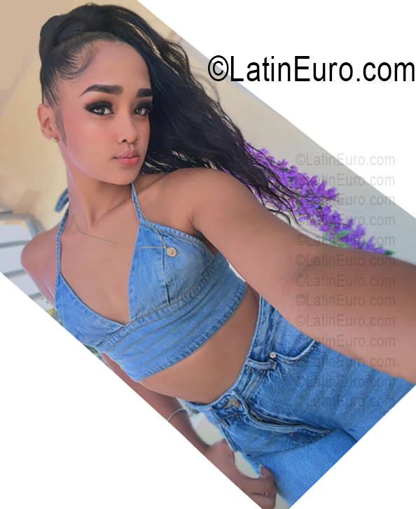 Date this exotic Dominican Republic girl Julia from Santo Domingo DO56884