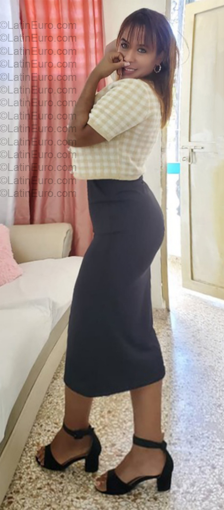 Date this fun Dominican Republic girl Soribel from Santo Domingo DO57054