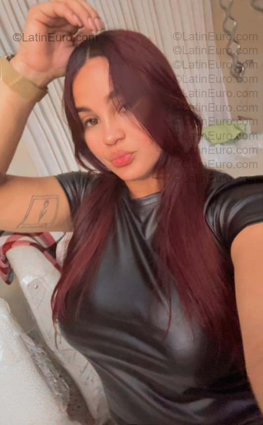 Date this charming Dominican Republic girl Erika from San Francisco De Macoris DO57060