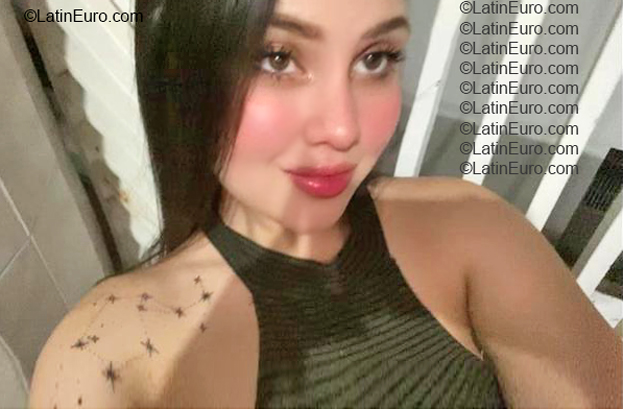 Date this hard body Colombia girl Angeles from Guajira CO33877