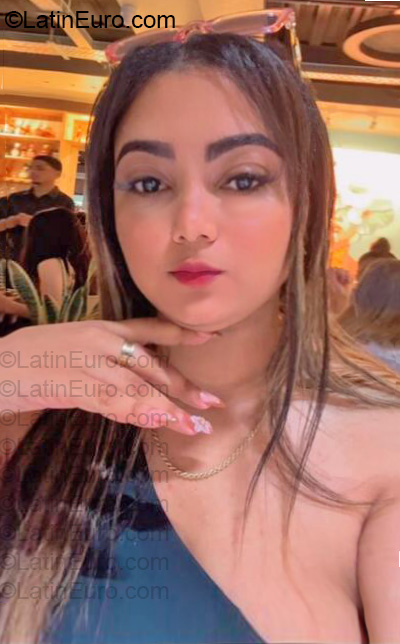 Date this passionate Dominican Republic girl Rossy from Santo Domingo DO57098