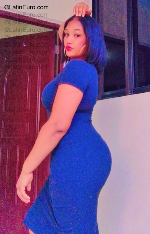 Date this gorgeous Dominican Republic girl Ciss from Santiago DO57207