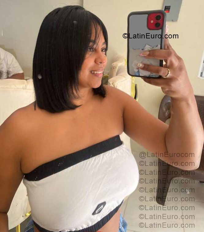 Date this georgeous Dominican Republic girl Rous from Distrito Nacional DO57288